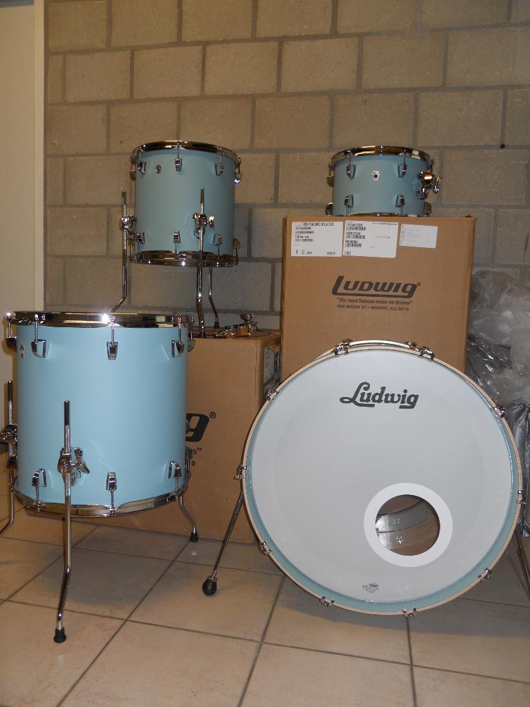 Ludwig Neusonic Skyline Blue, Musique & Instruments, Batteries & Percussions, Comme neuf, Ludwig, Enlèvement