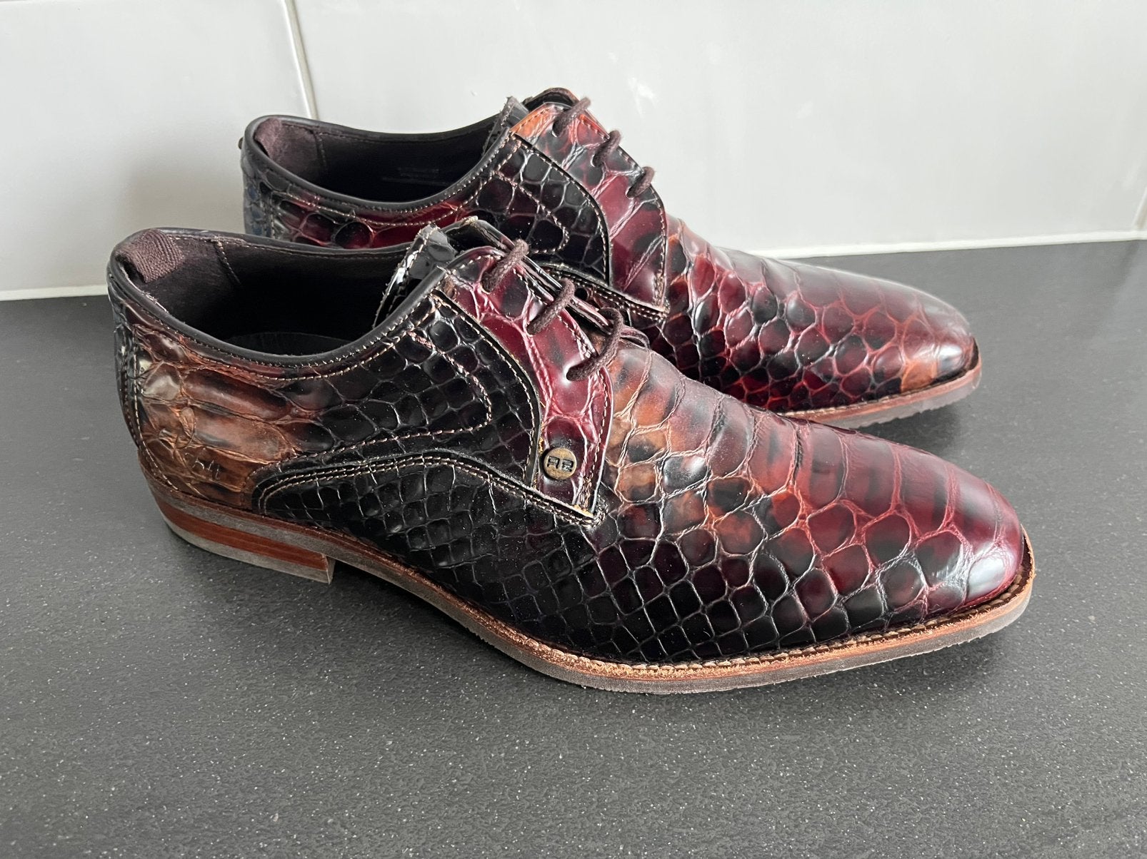 Rehab herenschoenen maat 41 weinig gedragen, Kleding | Heren, Schoenen, Bruin, Ophalen of Verzenden, Zo goed als nieuw, Veterschoenen