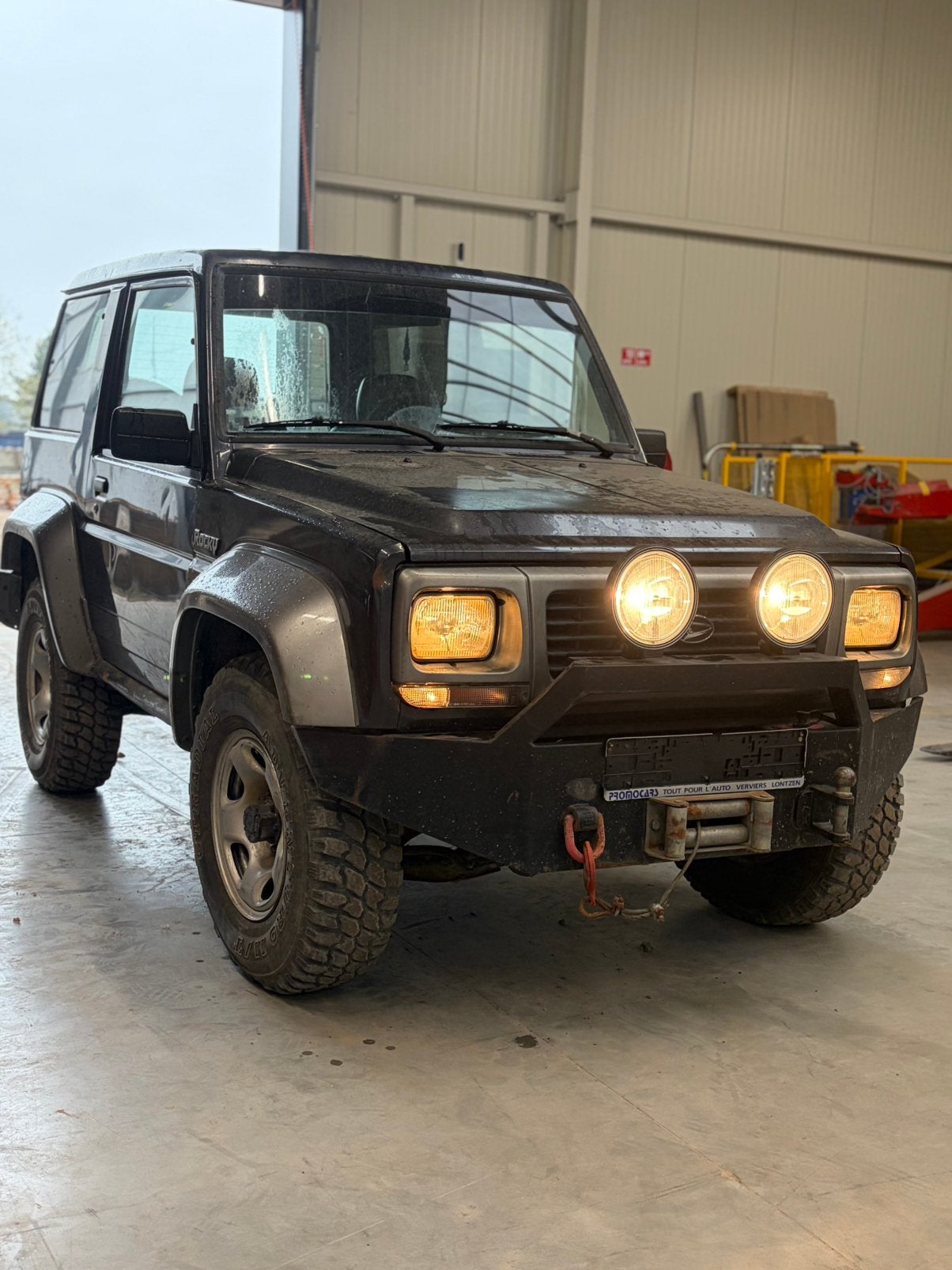 Voorbumper daihatsu rocky, Autos, Particulier, Achat, Rocky