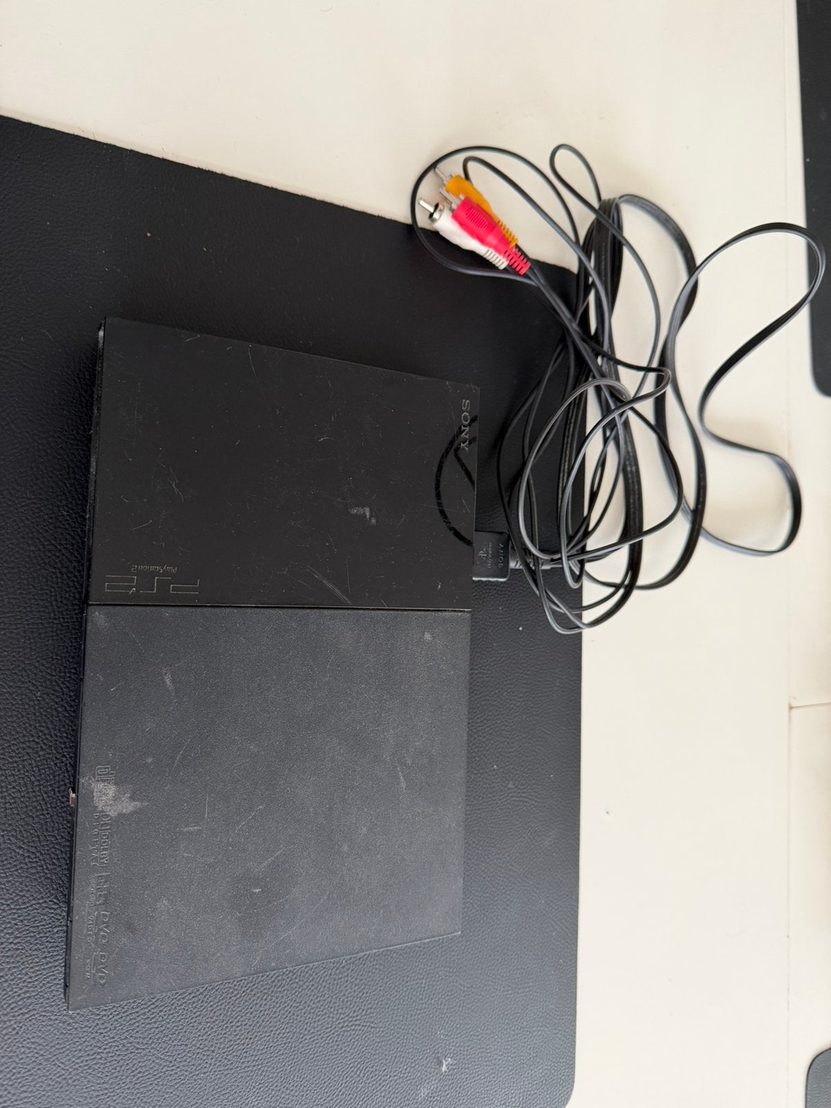 PlayStation 2 Slim + 2 controllers + games, Ophalen, Gebruikt