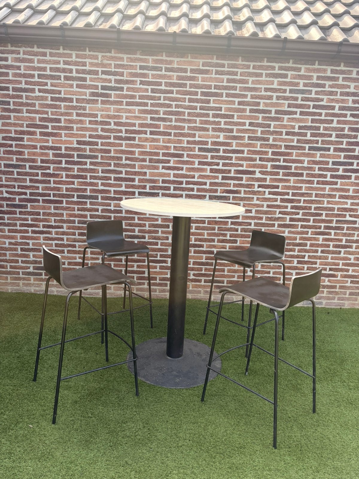 Bartafel/ statafel met barkrukken, Ophalen, Zo goed als nieuw