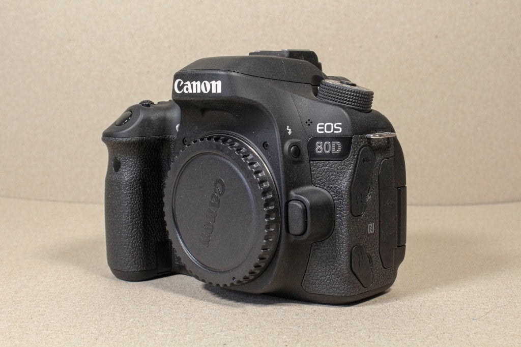 canon 80D avec ou sans objectif 2300 clicks comme neuf, Canon, Manuel, Comme neuf, Enlèvement