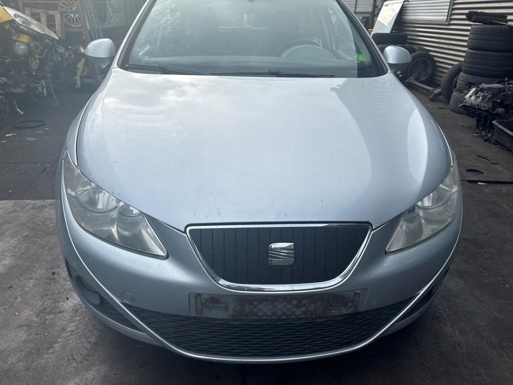 CALANDRE Seat Ibiza ST (6J8) (6J0853651FKZ), Autos : Pièces & Accessoires, Utilisé, Seat