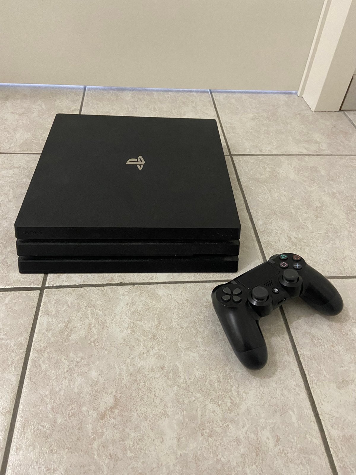 PS4 Pro 1TB, Ophalen, 1 TB, Met 1 controller, Pro
