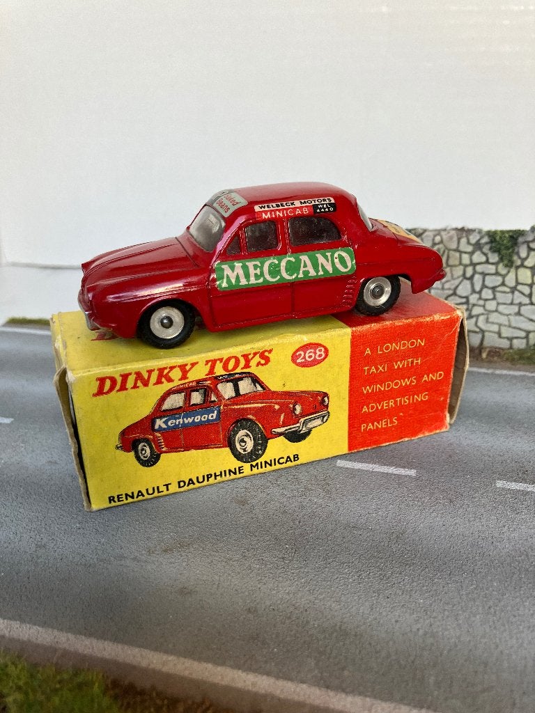 Dinky Toys 268: Renault dauphine minicab, Envoi, Comme neuf, Voiture, Dinky Toys