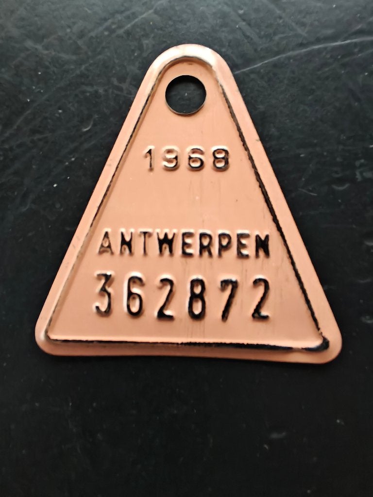 Fietsplaat Antwerpen 1968, Collections, Enlèvement