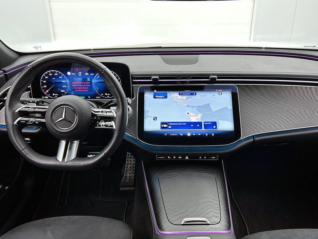 Mercedes-Benz E-Klasse 300 e Break AMG Line Night Pack | Dis, Autos, Entreprise, 5 portes, Automatique, Tissu