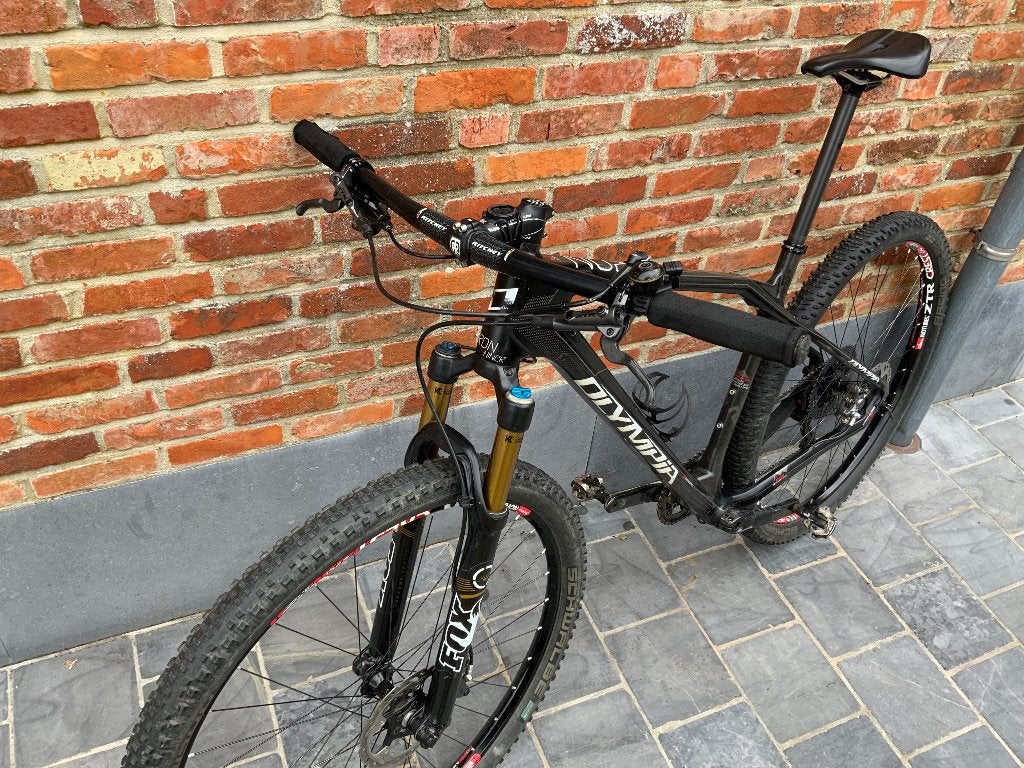 Olympia Iron Carbon 11sp, Gebruikt, Hardtail, Heren, Schijfrem