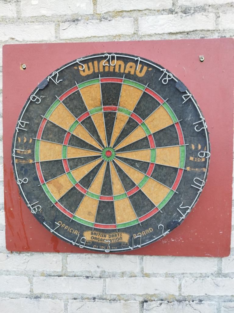 DARTS, Ophalen, Pijlen