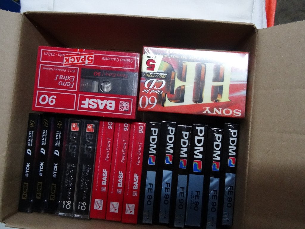 25 Cassettes audio emballé neuve, Enlèvement ou Envoi, Neuf, dans son emballage, 2 à 25 cassettes audio, Vierge