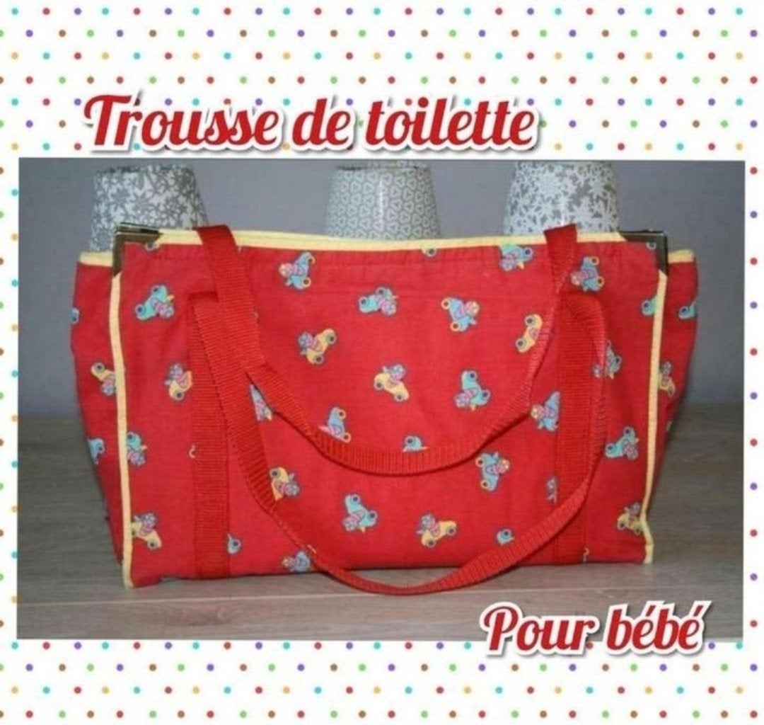 Trousse de toilette pour bébé-rouge, Handtassen en Accessoires, Toilettassen, Ophalen of Verzenden, Gebruikt, Rood, Jongen