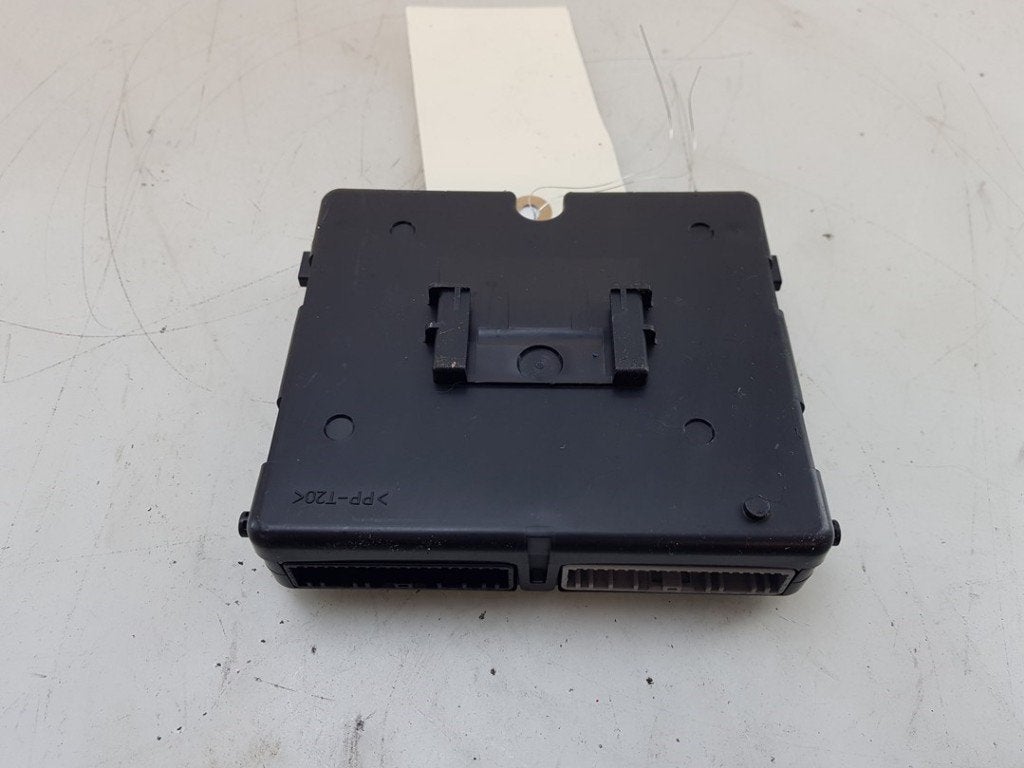 ORDINATEUR GESTION TEMPERATURE Duster (SR) (|285255204R|), Dacia, Renault Deutschland AG, Utilisé, Peter-Huppertz-Straße 5
51063  Köln, DE