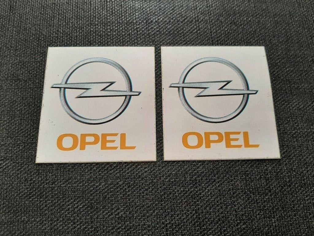 2 Opel stickers 7 cm hoog en 6,5 cm breed, Ophalen, Zo goed als nieuw