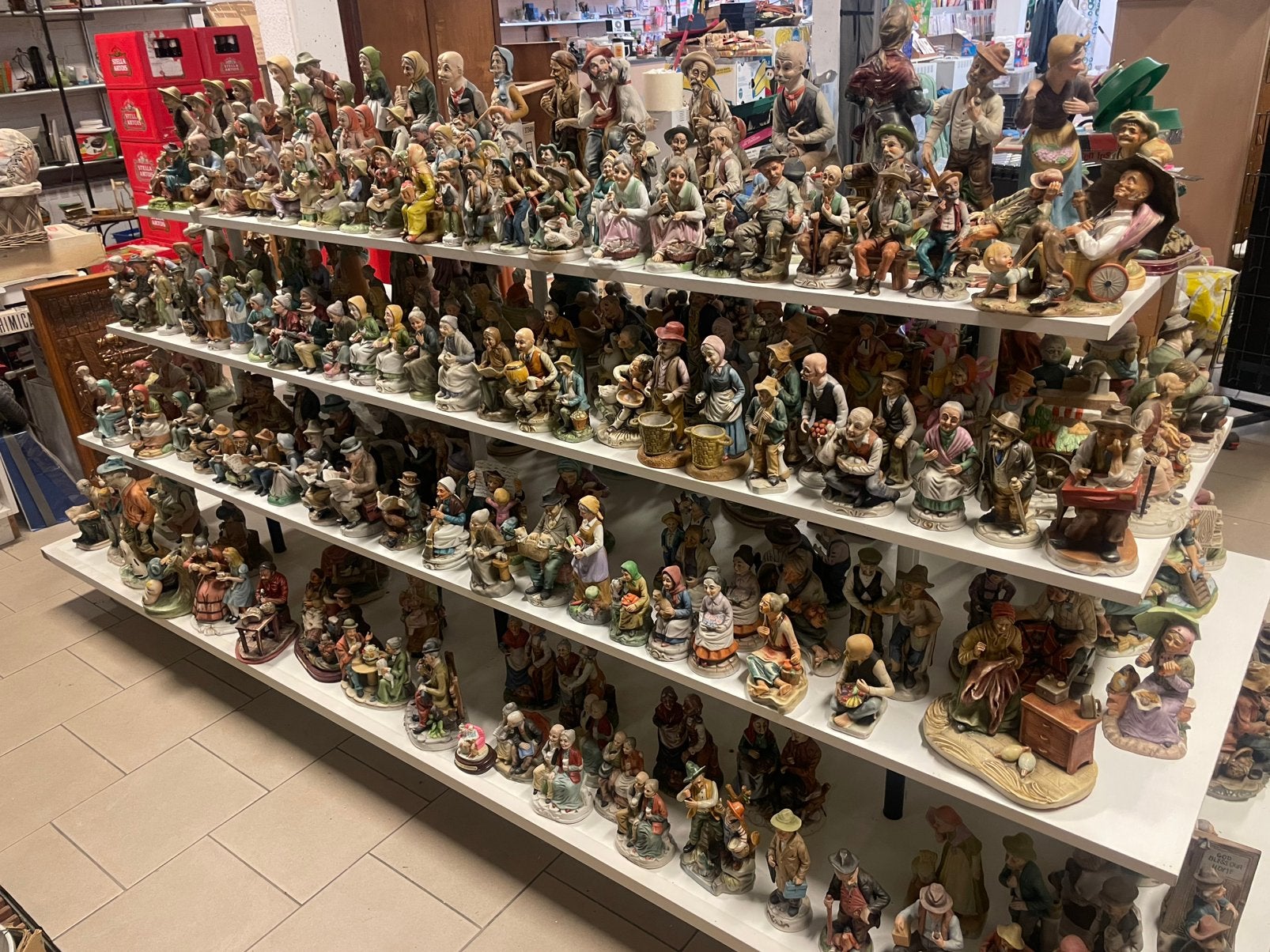 Porseleinen beeldjes, Ophalen