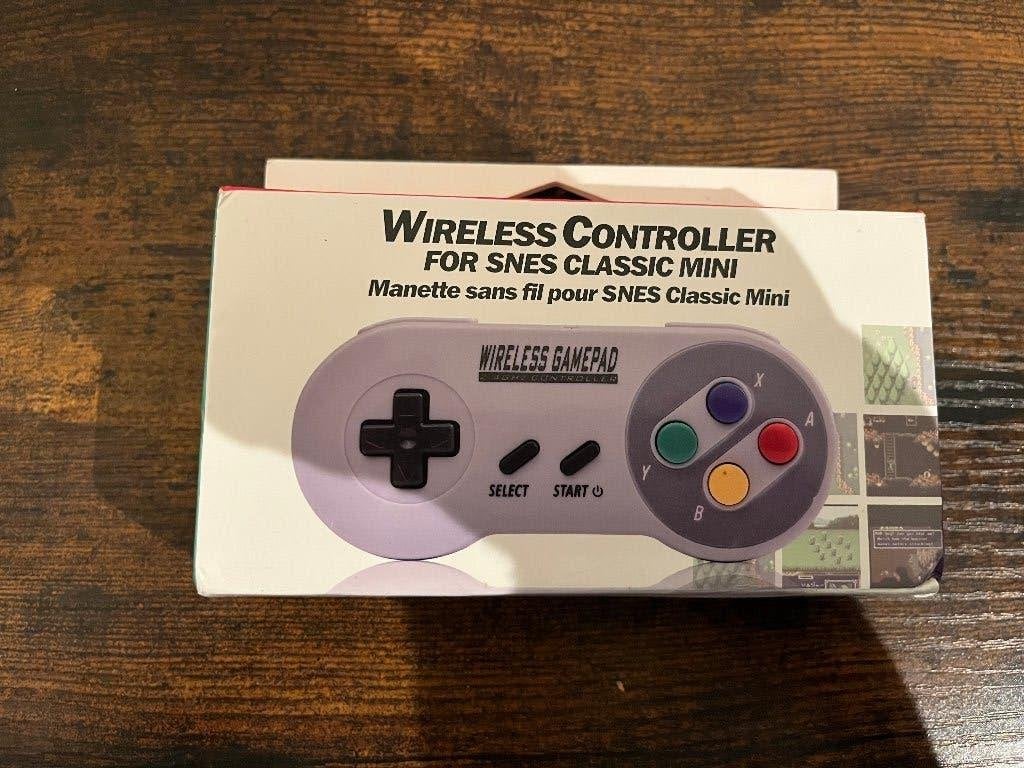Wireless controller voor SNES mini, Consoles de jeu & Jeux vidéo, Enlèvement ou Envoi, Comme neuf, Autres manettes, Sans fil