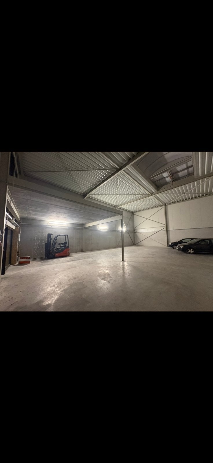 Magazijn te huur in stabroek, Ophalen