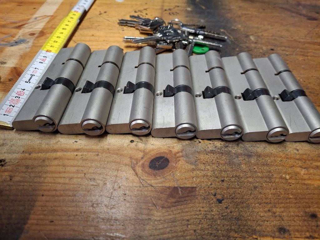 Cilindersloten 7 gelijksluitende, Ophalen, Nieuw