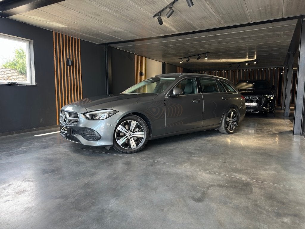 Caméra Mercedes-Benz C 180 | ACC | Carplay | LDW | Pano |..., Argent ou Gris, Achat, Entreprise, 1496 cm³