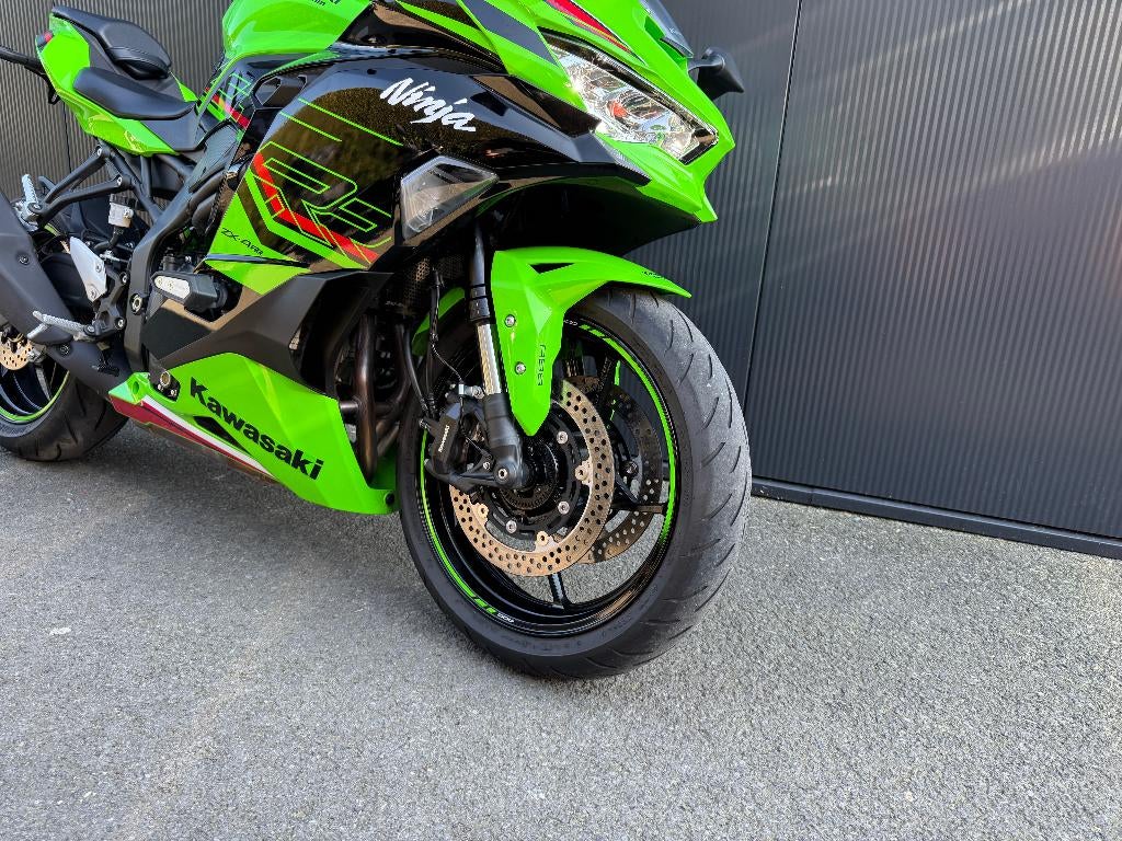 Kawasaki - Ninja ZX-4RR, Motoren, 2 cilinders, Motorrijbewijs A, Bedrijf, Sport