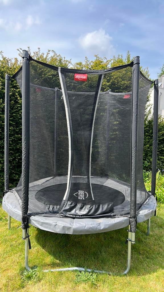 Berg trampoline 200cm, Kinderen en Baby's, Speelgoed | Buiten | Trampolines, Ophalen, Zo goed als nieuw