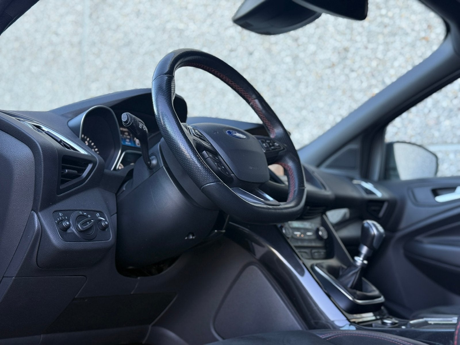1.5i ST-Line Navi Camera start rijd perfect, Autos, Achat, Entreprise, Boîte manuelle, Kuga