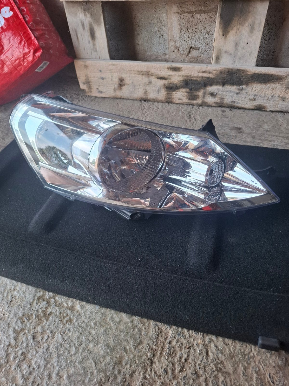 phare  avant droit jumpy, Autos : Pièces & Accessoires, Enlèvement ou Envoi, Neuf, Citroën