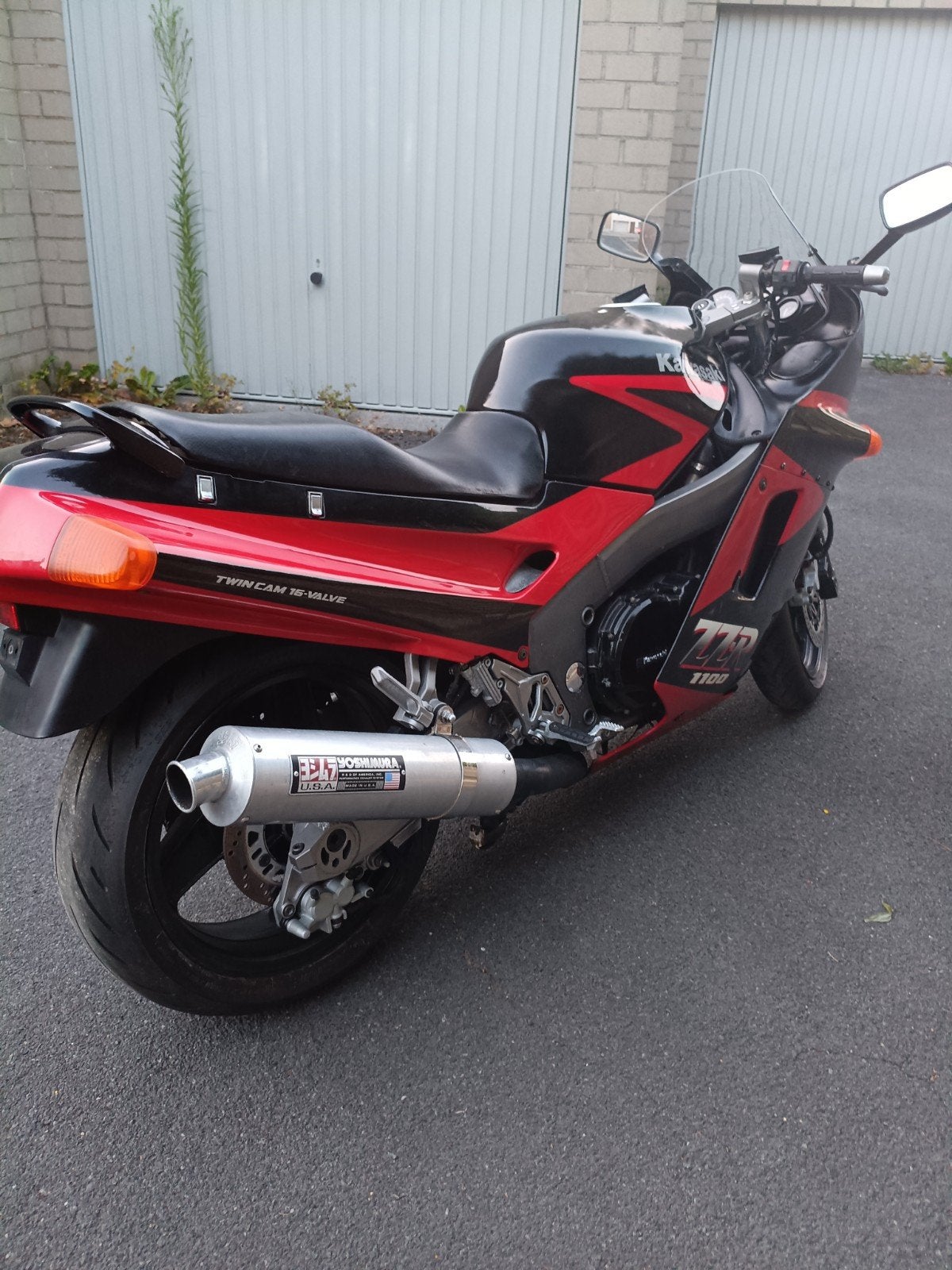ZZR1100 1992 13 600 KM, Occasion, Plus de 35 kW, 1100 cm³, 4 cylindres