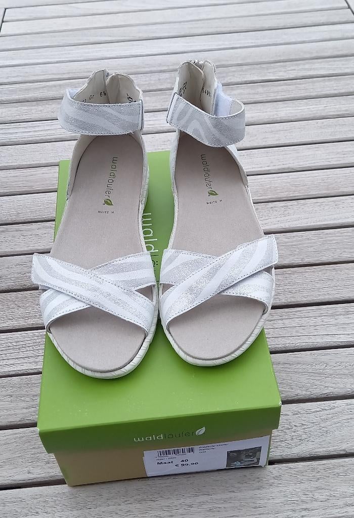 Waldlaufer sandaal wit/zilvergrijs maat 40, Kleding | Dames, Schoenen, Waldlaufer, Wit, Zo goed als nieuw, Sandalen of Muiltjes
