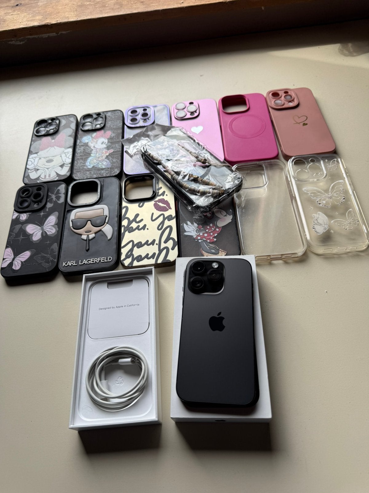 iPhone 14 Pro 128gb + 13 Coques, Enlèvement, Comme neuf, IPhone 14