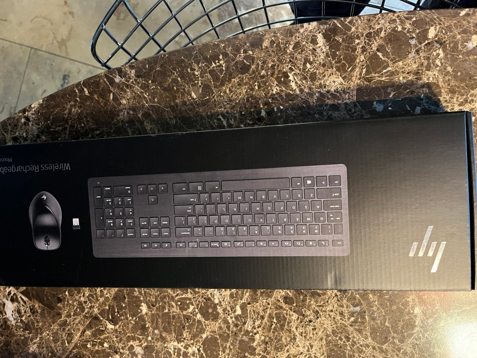 HP Azerty Wireless Rechargeable 950 muis en toetsenbord, Computers en Software, Toetsenborden, Ophalen of Verzenden, Draadloos