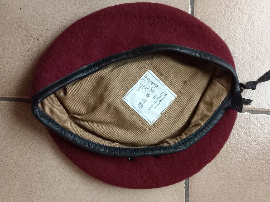 Béret rouge Para commando belge d'origine, Collections, Enlèvement ou Envoi