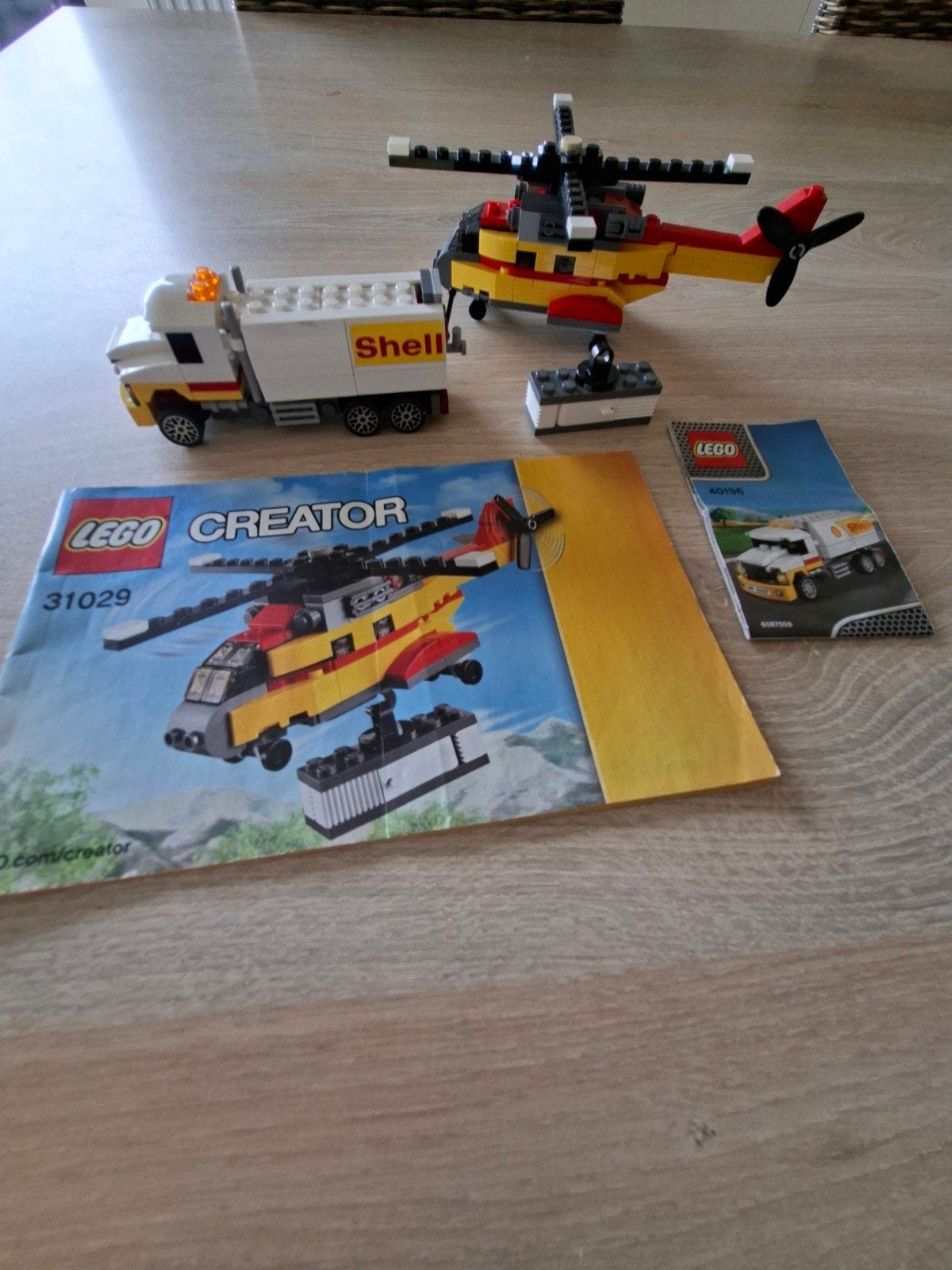 Lego helikopter en vrachtwagen, Kinderen en Baby's, Speelgoed | Duplo en Lego, Ophalen, Lego