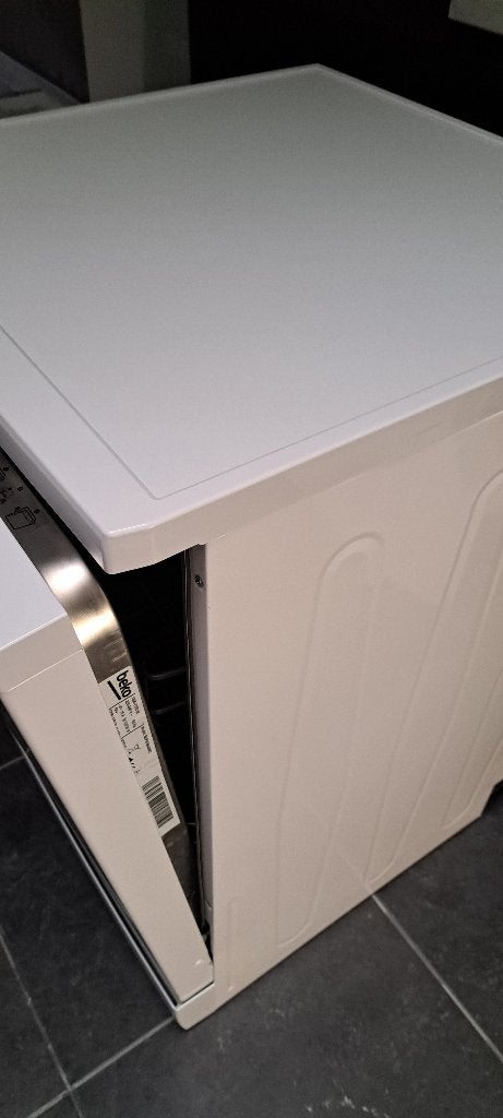 Lave-vaisselle Beko (quasi neuf), Programme éco, 85 à 90 cm, Moins de 10 litres, Comme neuf