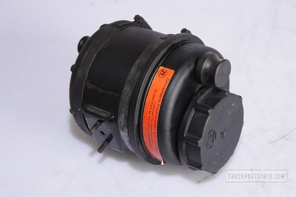 ZF Axle & Steering Parts Stuurolie reservoir DAF, Enlèvement, Utilisé, Autres marques, Moteur et Accessoires
