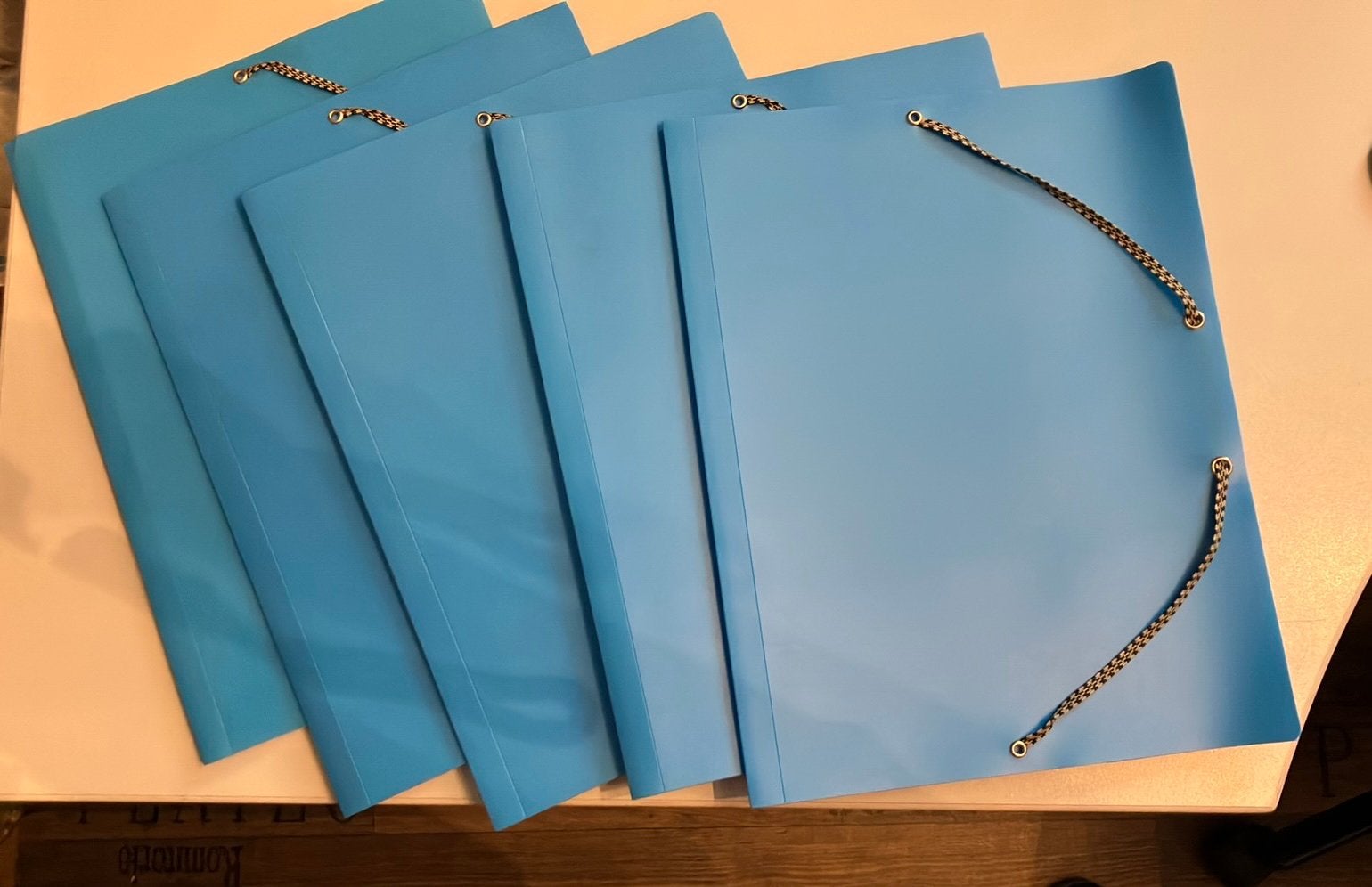 Lot de 5 fardes / chemises à élastiques A4 NEUF, Enlèvement ou Envoi, Neuf