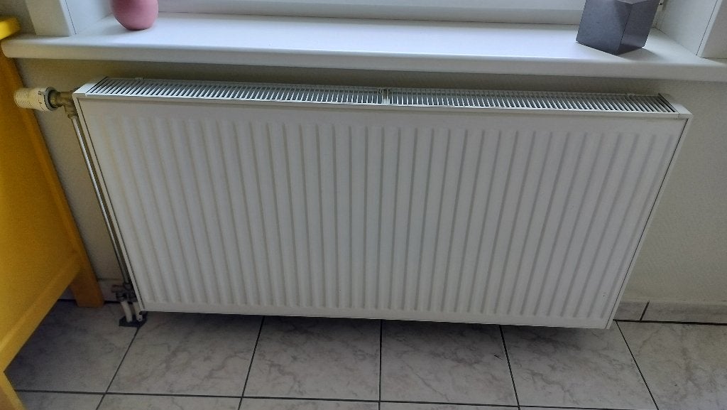 Radiator Te koop, Enlèvement, Utilisé, Radiateur, 30 à 80 cm