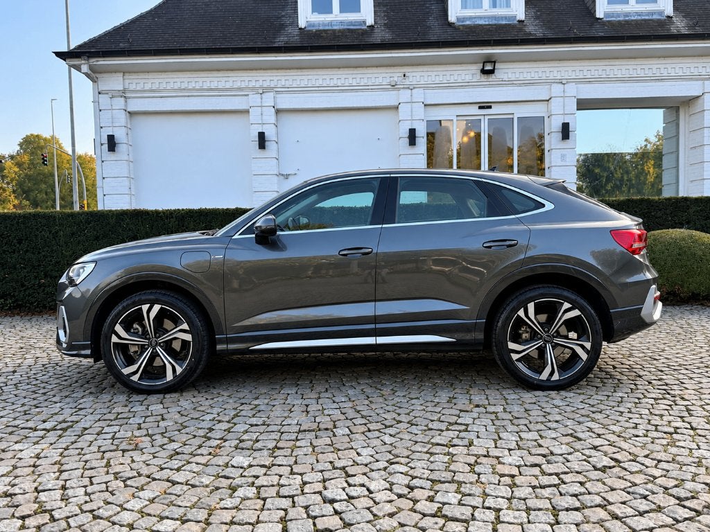 Audi Q3 45 TFSIe Sportback S-LINE * 45.000 KM *, Autos, Cuir, Argent ou Gris, Achat, Euro 6