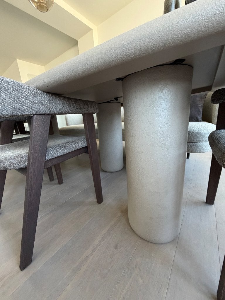 2 medium tafelpoten van eettafel Juntoo van merk Artisano, Cinq personnes ou plus, Betonlook, Rond, 50 à 100 cm