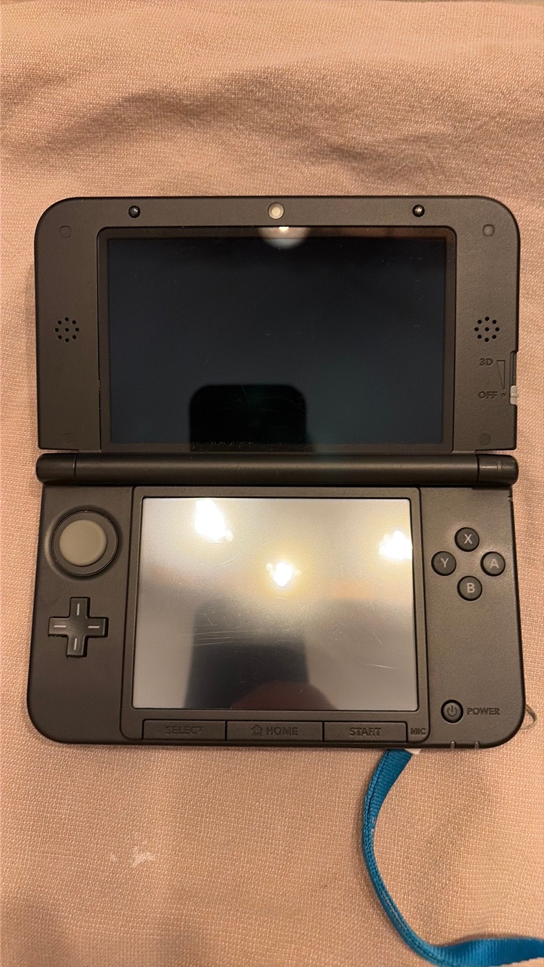 3DS XL bleue + 2 jeux, Enlèvement ou Envoi, Comme neuf, Bleu, 3DS