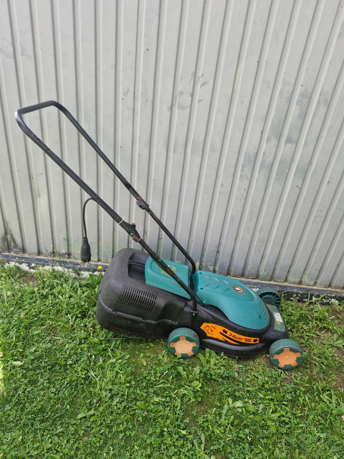 Grasmaaier elektrisch Black en deckers, Ophalen