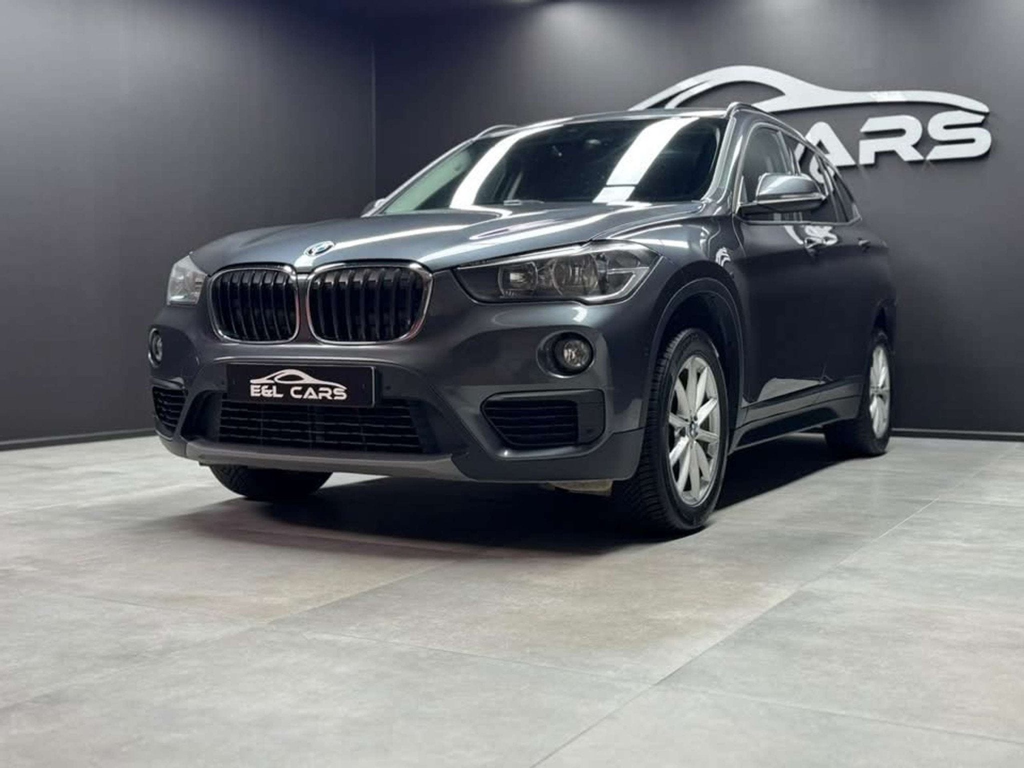 BMW X1 X1 1.5 dA sDrive16 *12 mois de garantie*, Autos, Argent ou Gris, Achat, Euro 6, Entreprise