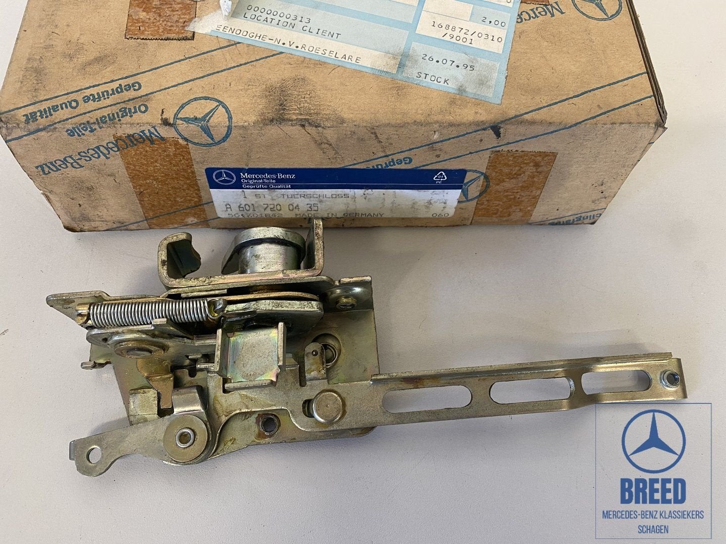 NOS slotmechaniek portier rechts Mercedes W601 W602 W611 T1, Auto-onderdelen, Carrosserie, -, Nieuw, Ophalen of Verzenden, -
