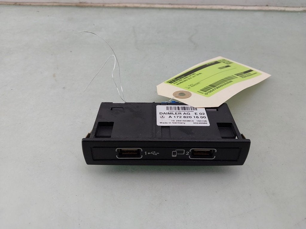 AUX/USB POORT GLE Coupe (C292) (|A1728201600|A1728202000|), Dhr. J. Ham, Gebruikt, Mercedes-Benz, Administratie@autoham.nl