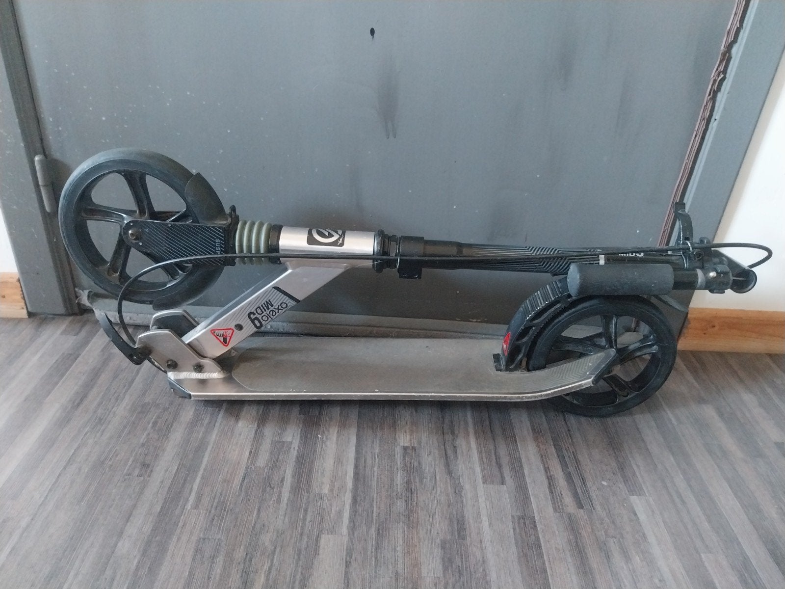 Trottinette Oxelo MID 9 Ride Fast Grise et Noir, Enlèvement