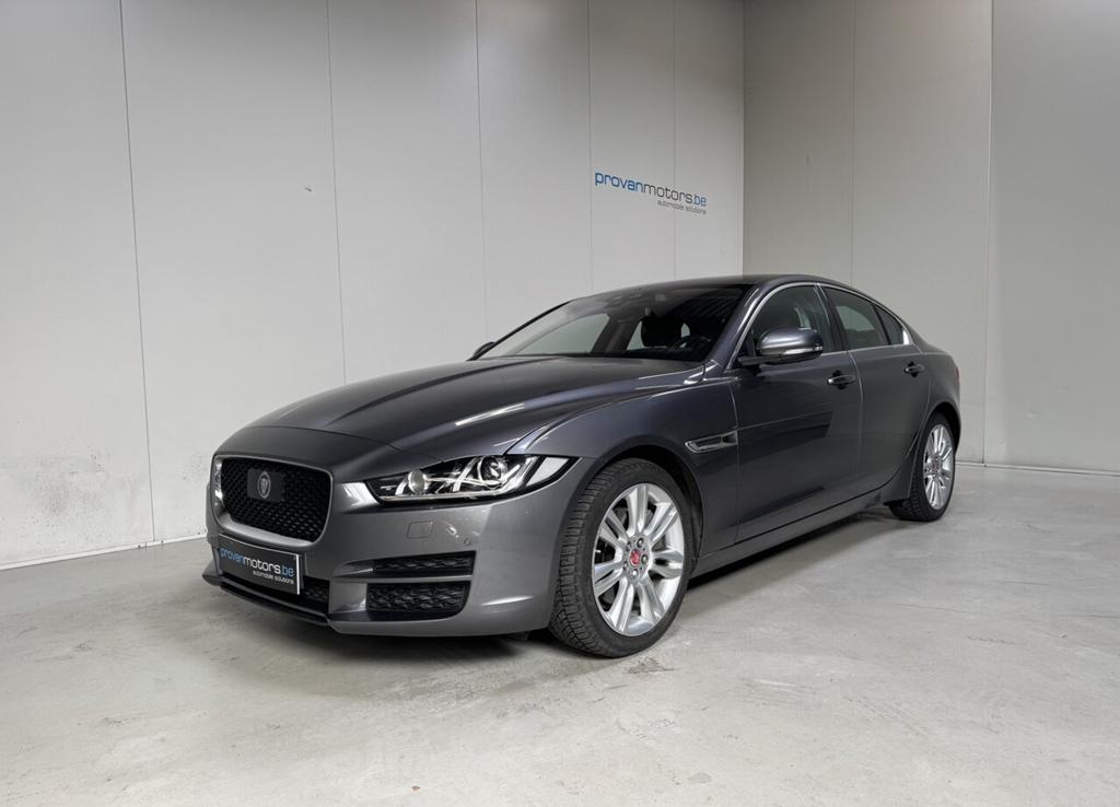 Jaguar XE 2.0 Benzine Autom. - Airco - GPS - Topstaat! 1Ste, Argent ou Gris, Achat, Euro 6, 200 ch
