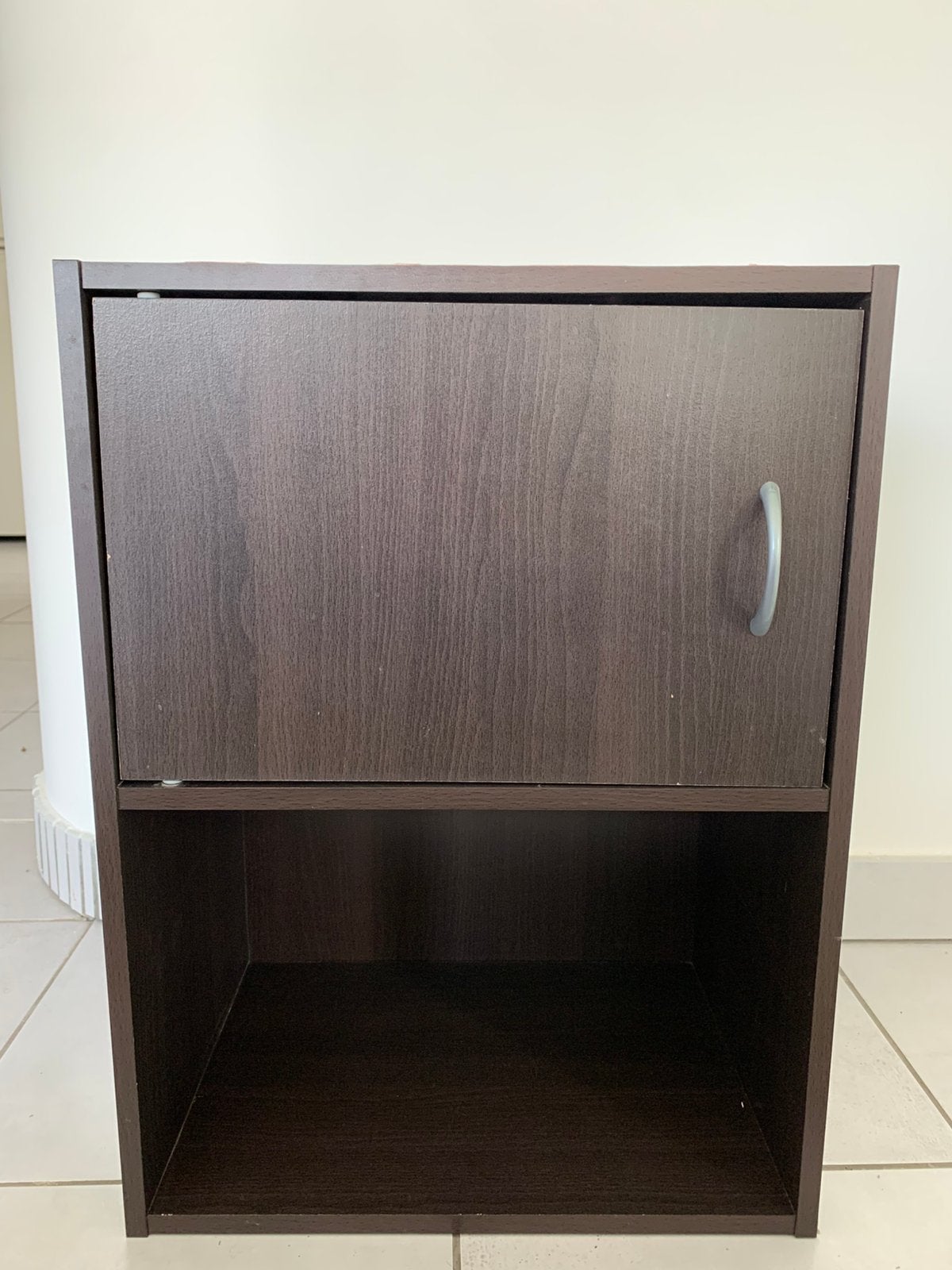 Table de nuit ou mini-bar GRATUIT(E), Enlèvement