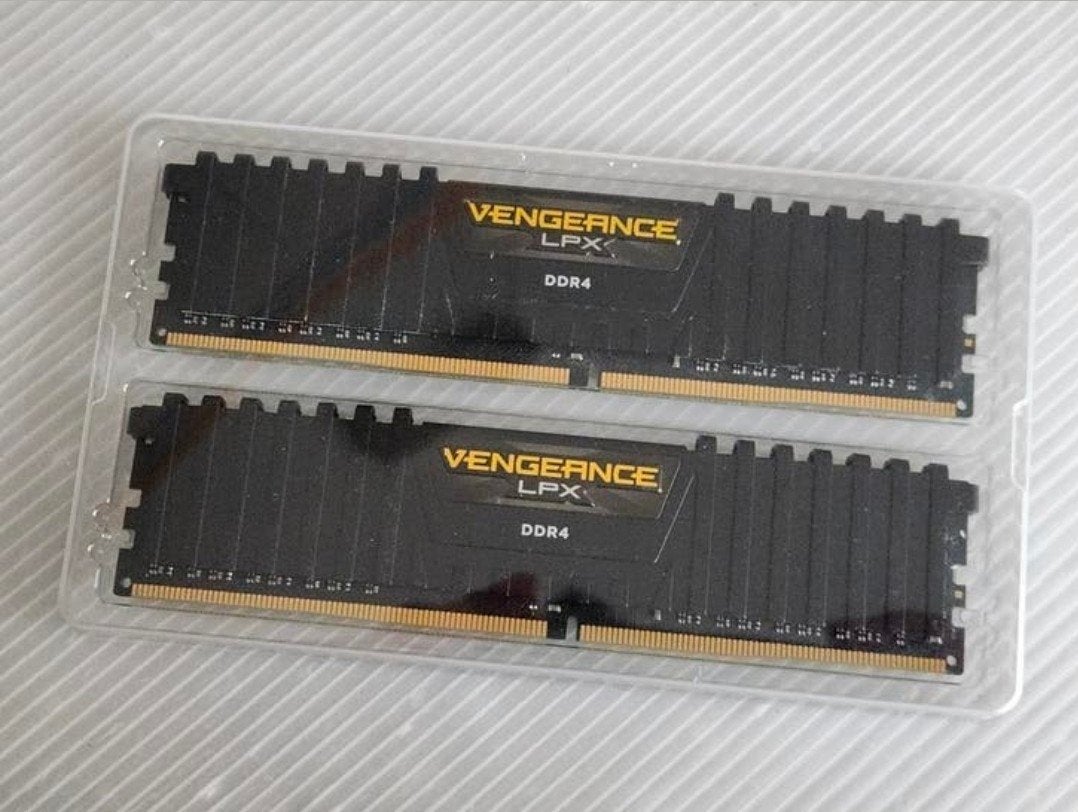 16 GB ram (2 x 8) Vengeance LPX
Gaming ram met koelribben
In, Computers en Software, DDR4, Ophalen of Verzenden, Zo goed als nieuw