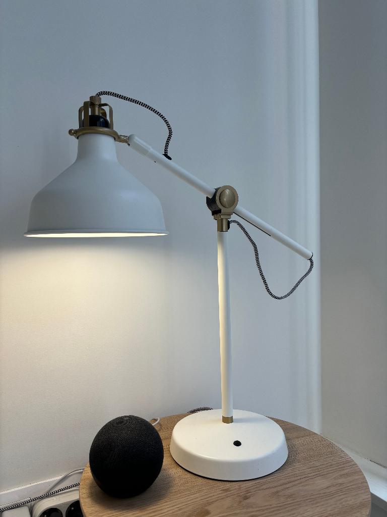 IKEA Ranarp Tafellamp Ecru, Maison & Meubles, Lampes | Lampes de table, Comme neuf, Métal, Enlèvement