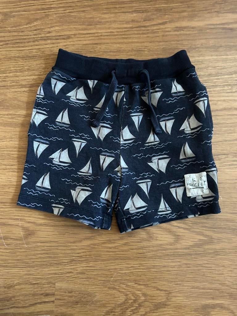 Name it short met zeilboten maat 110, Kinderen en Baby's, Kinderkleding | Maat 110, Ophalen of Verzenden, Zo goed als nieuw