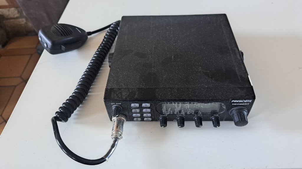 CB president, Telecommunicatie, Ophalen, Gebruikt, Zender en Ontvanger